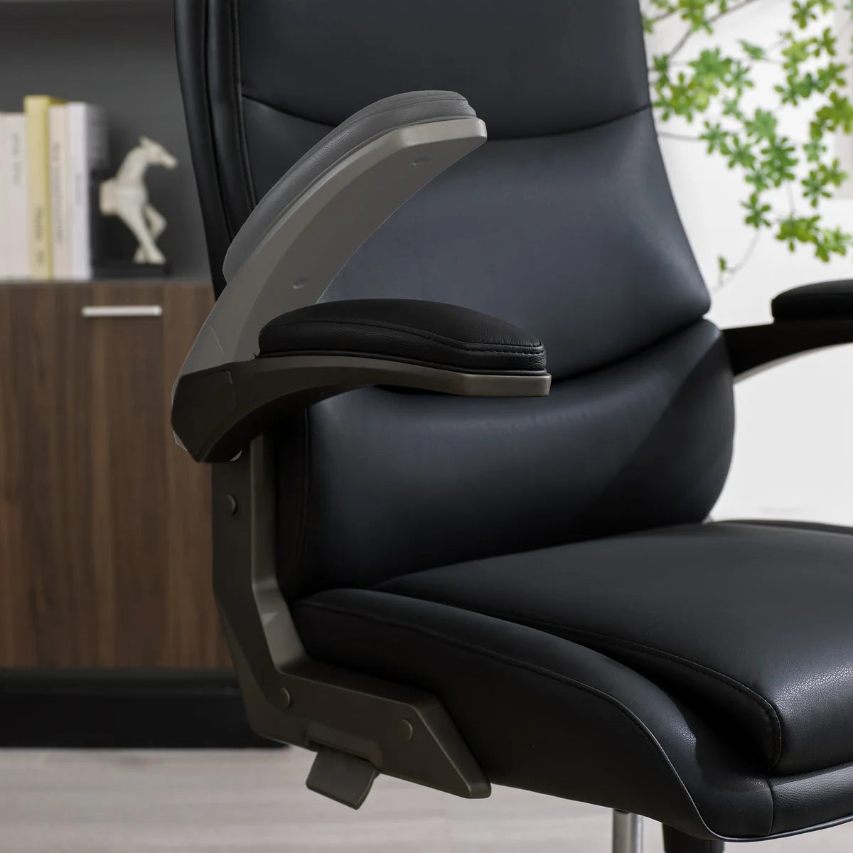 #30 - La-Z-Boy Manager Office Chair