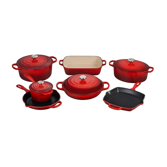 Le Creuset Signature Enameled Cast Iron Cookware Set